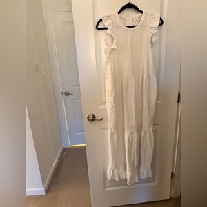 Universal Thread Cream Garment